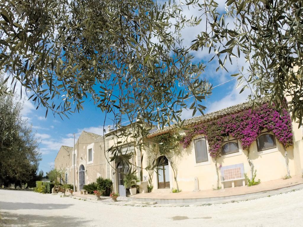 Casale Rocca Fiorita Panzió Acate Kültér fotó